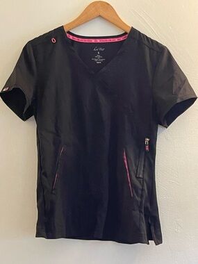 koi Black Short Sleeve V-Neck Scrub Top with Pink Trim